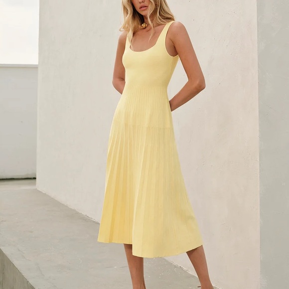 Commense Dresses & Skirts - NWT Commense Yellow Knit Dress